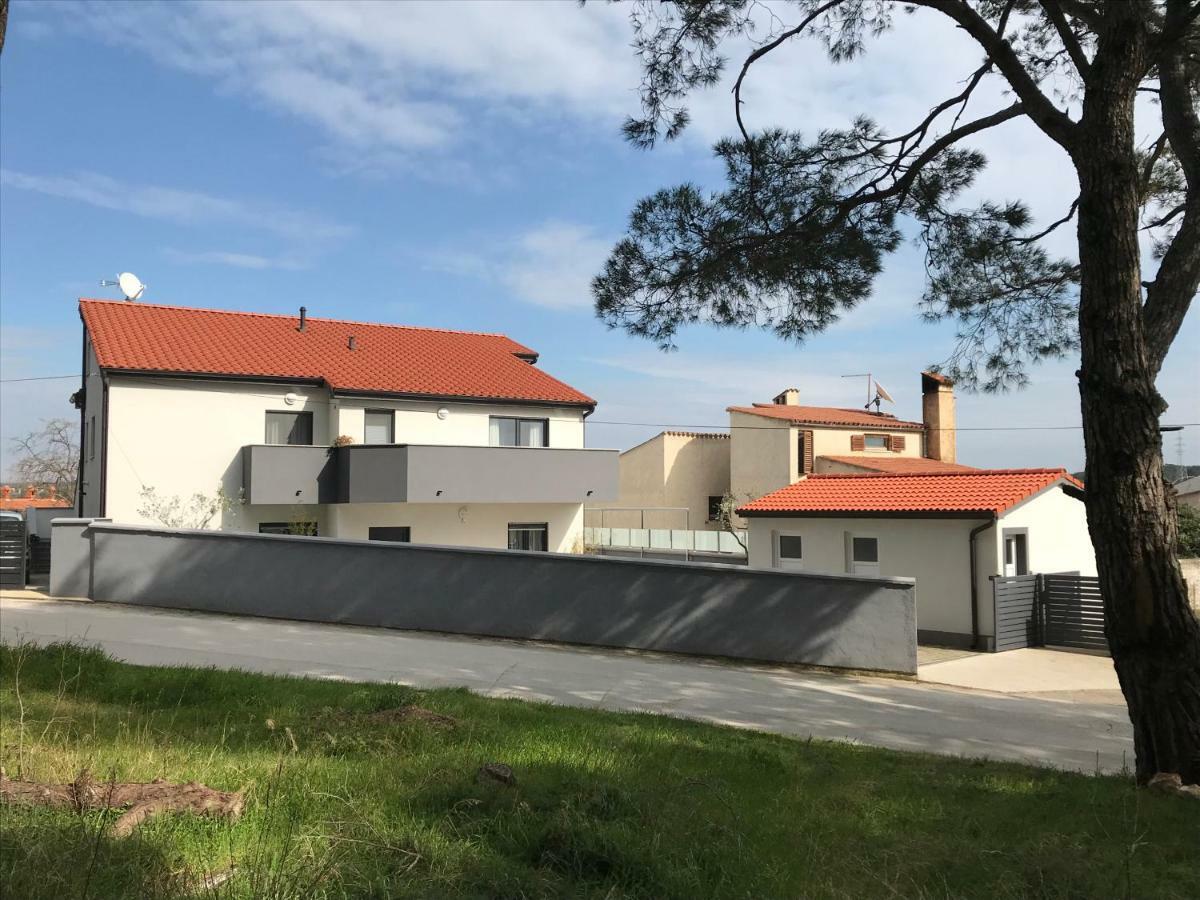Apartman Nebo Pula Ngoại thất bức ảnh